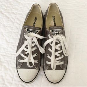 Converse Chuck Taylors Sz 10